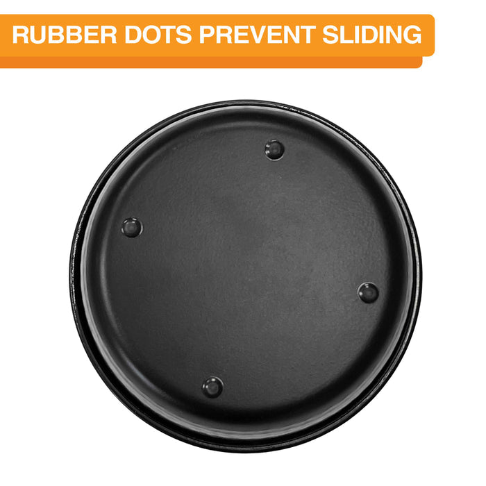 Picture of the bottom of the bowl showing the four rubber dots. Text on screen reads: Rubber dots prevent sliding.