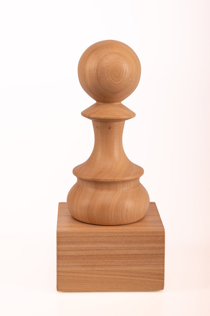 Puchar szachowy drewniany - Biały Pion (25 cm)