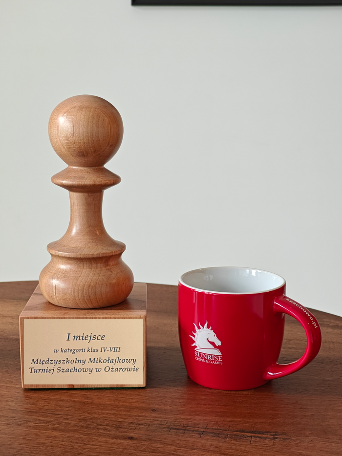 Puchar szachowy drewniany - Biały Pion (25 cm)