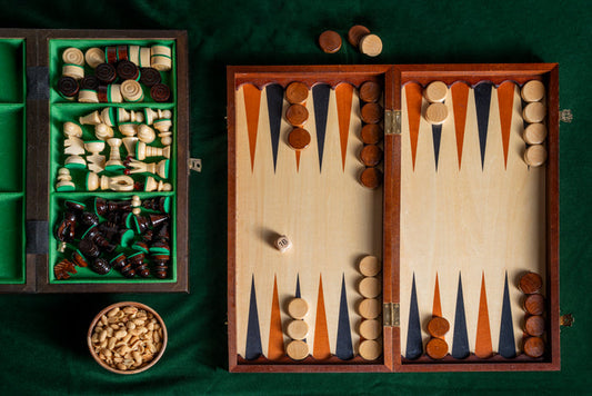 Turniejowe nr 4 SZACHY+WARCABY+ BACKGAMMON